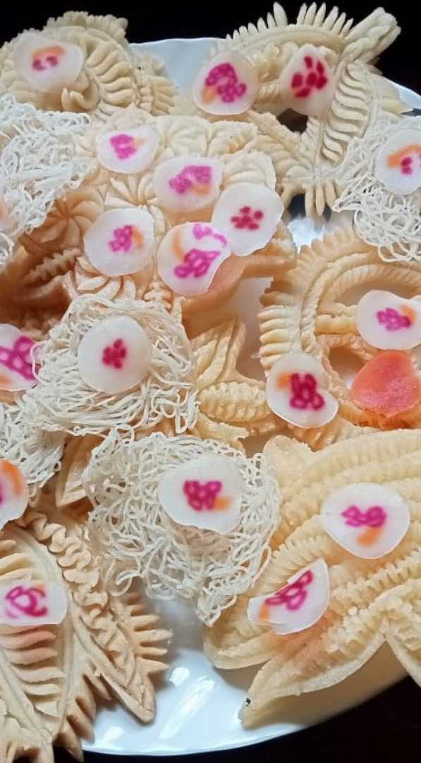 হোম,মেইড,নকশী,পিঠা